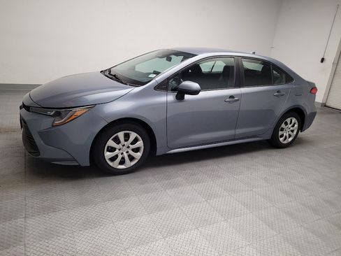 Used 2024 Toyota Corolla LE FWD image 2