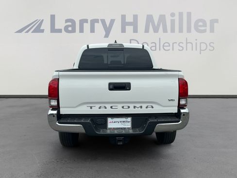 Used 2023 Toyota Tacoma SR5 RWD image 4