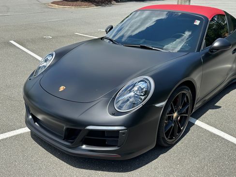 Used 2017 Porsche 911 Targa 4 GTS AWD/4WD image 18