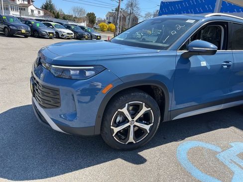 New 2026 Volkswagen Tiguan SE AWD/4WD image 28