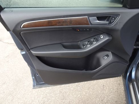 Used 2015 Audi Q5 2.0T Premium Plus w/ Technology Package image 11