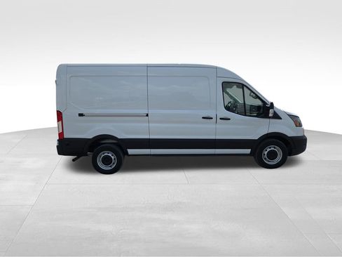 New 2024 Ford Transit 250 148 Medium Roof image 14
