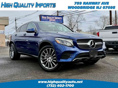 Used 2017 Mercedes-Benz GLC 300 4MATIC Coupe image 1