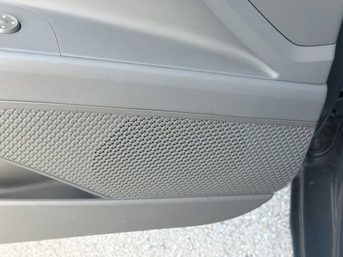 Certified 2025 Hyundai Elantra SEL FWD image 19