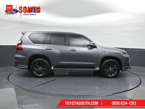 Used 2022 Lexus GX 460 Premium AWD/4WD image 3