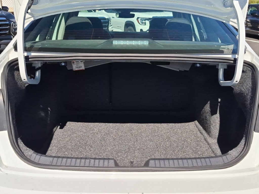 Used 2025 Volkswagen Jetta S FWD image 29