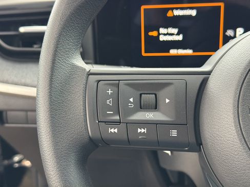 New 2026 Nissan Kicks SV image 18