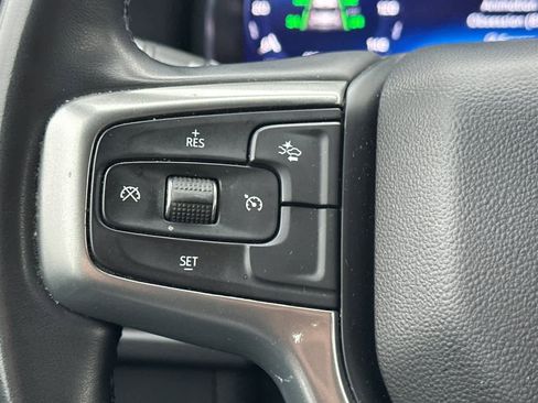 Used 2023 Chevrolet Suburban LT image 32