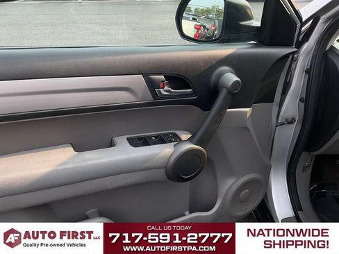 Used 2011 Honda CR-V LX image 6