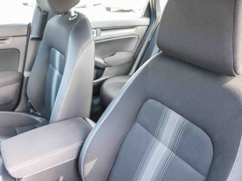 Certified 2025 Honda Civic Sport image 27