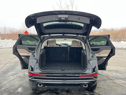 Used 2023 Lincoln Corsair Reserve w/ Equipment Group 202A image 39