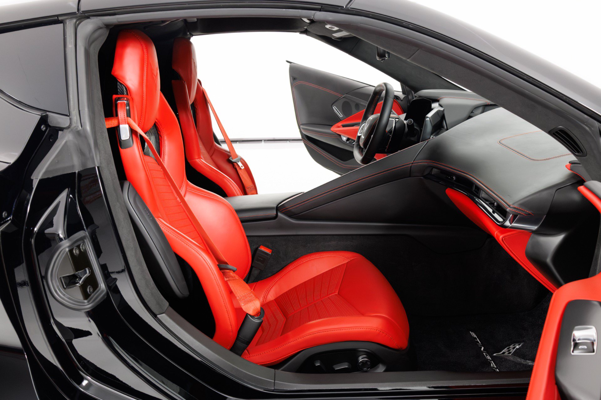 Used 2024 Chevrolet Corvette Stingray Premium Cpe w/ Z51 Performance Package RWD image 38