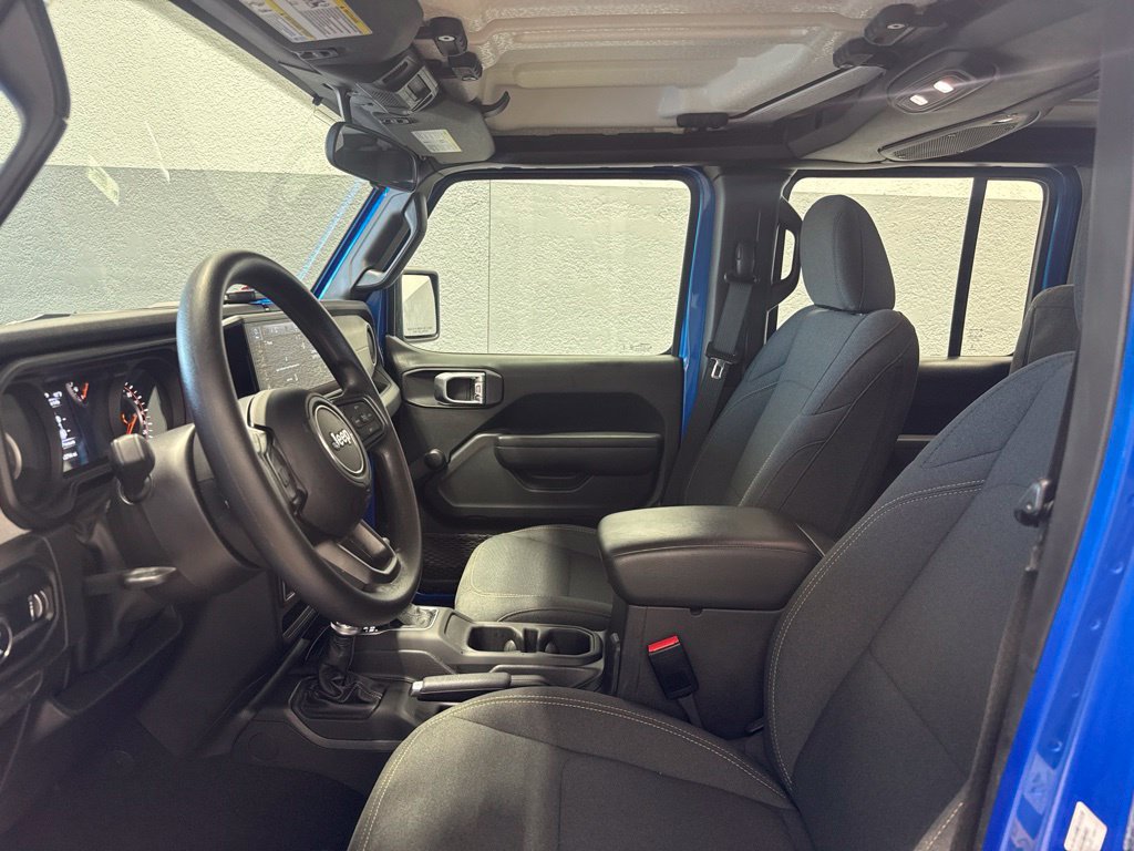 Used 2024 Jeep Gladiator Sport AWD/4WD image 9
