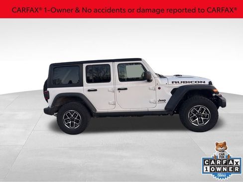 Used 2025 Jeep Wrangler Unlimited Rubicon image 2