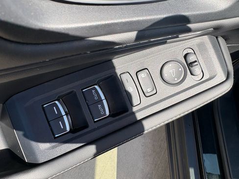 Certified 2025 Honda Accord Sport image 11