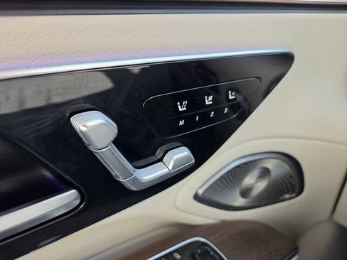 Used 2022 Mercedes-Benz EQS 450+ Sedan image 25
