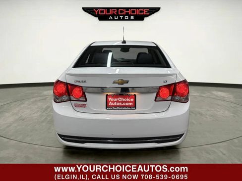 Used 2016 Chevrolet Cruze LT FWD image 4
