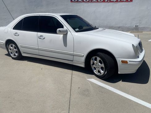 Used 2002 Mercedes-Benz E 320 Sedan image 8