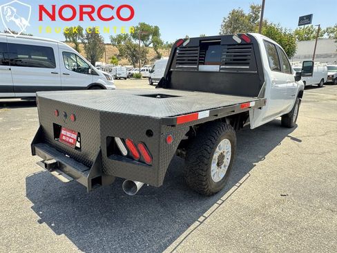 Used 2022 Chevrolet Silverado 2500 LT w/ Convenience Package AWD/4WD image 8