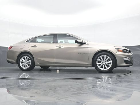 Used 2022 Chevrolet Malibu LT FWD image 31