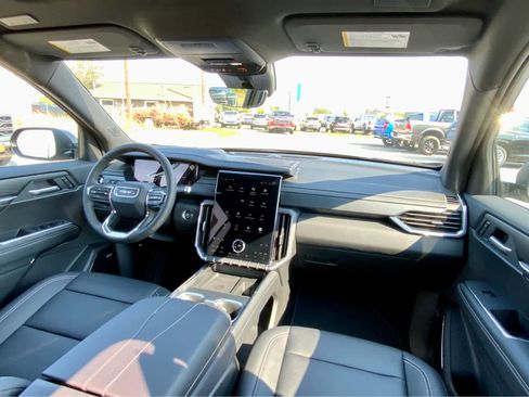 New 2026 GMC Acadia Elevation w/ Elevation Premium Package image 39