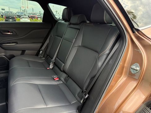 Used 2025 Toyota Crown Signia w/ Advanced Technology Package AWD/4WD image 4