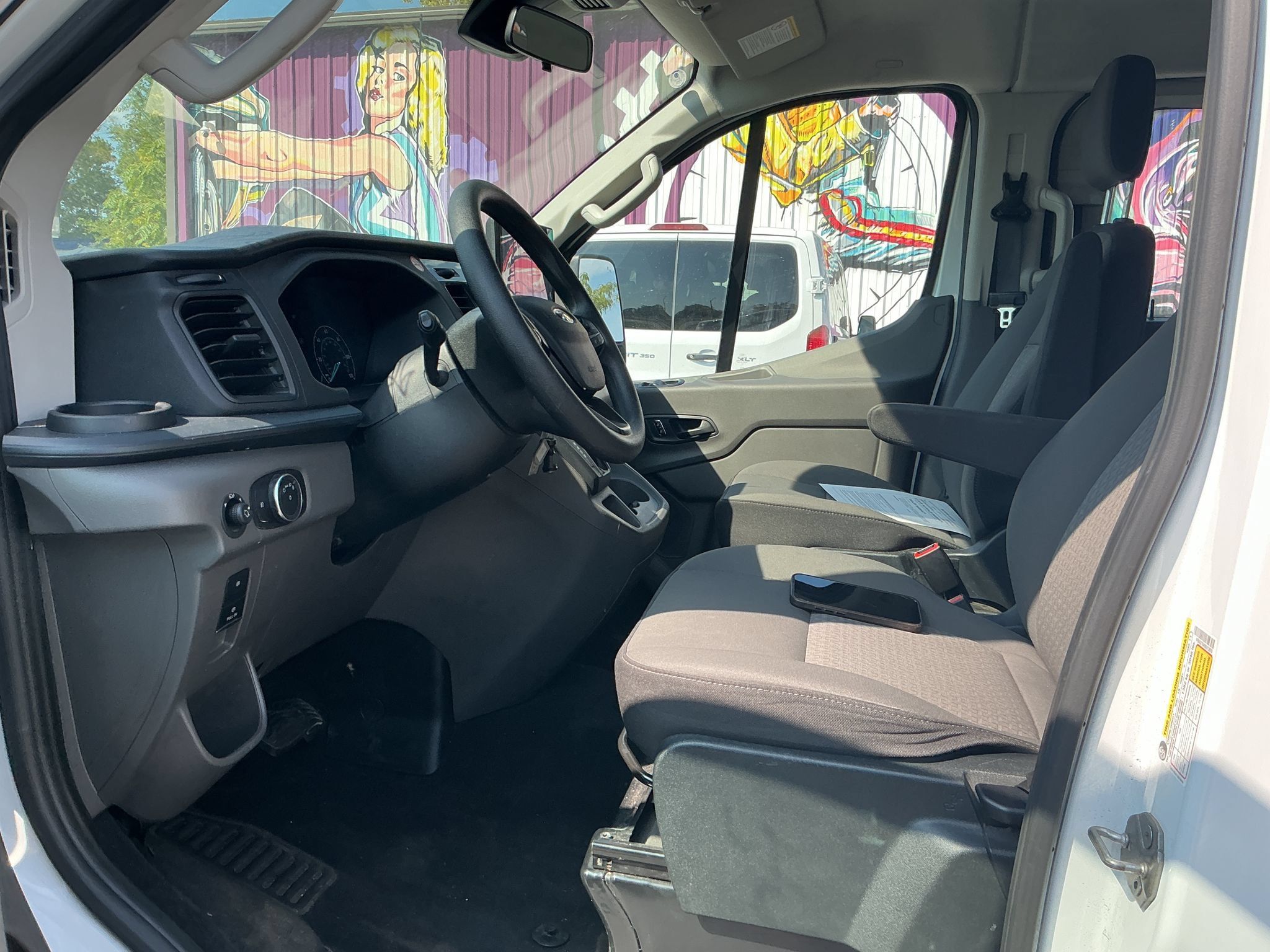 Used 2024 Ford Transit 350 XLT RWD image 5