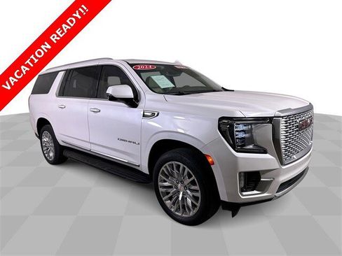 Used 2024 GMC Yukon XL Denali w/ Max Trailering Package image 2