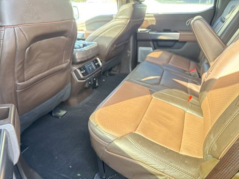 Used 2025 Ford F150 King Ranch w/ FX4 Off-Road Package image 19