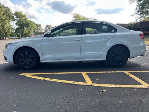Used 2014 Volkswagen Jetta SE FWD image 3