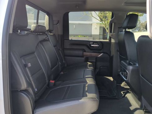 Used 2020 GMC Sierra 2500 Denali w/ Denali Ultimate Package AWD/4WD image 31