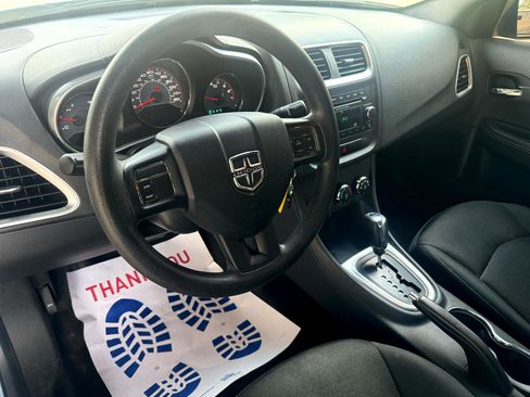 Used 2013 Dodge Avenger SE image 9