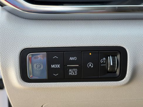 New 2026 GMC Terrain Denali w/ LPO, Floor Liner Package image 24