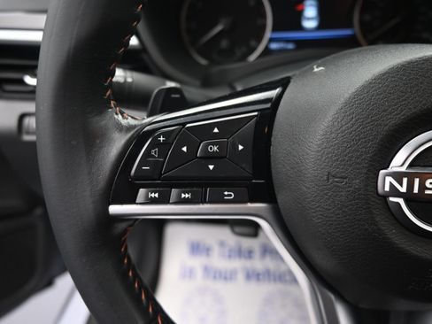 Used 2023 Nissan Altima 2.5 SR w/ SR Premium Package FWD image 13