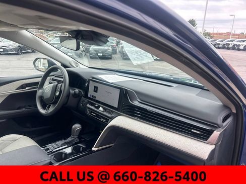 Used 2025 Toyota Camry XLE w/ Premium Package AWD/4WD image 7