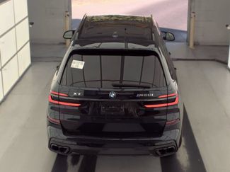 Used 2025 BMW X7 M60i AWD/4WD video 3