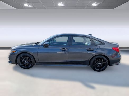 Used 2024 Honda Civic Sport image 2