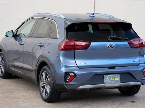 Used 2020 Kia Niro EX Premium FWD image 47