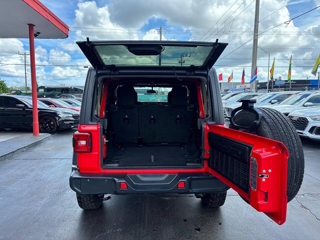 Used 2019 Jeep Wrangler Unlimited Sport S AWD/4WD image 13