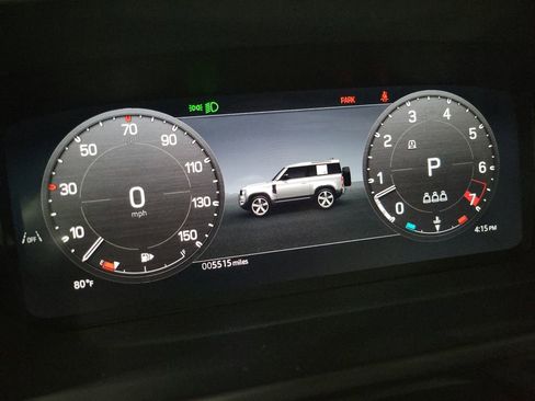 Used 2025 Land Rover Defender 90 X-Dynamic SE AWD/4WD image 17