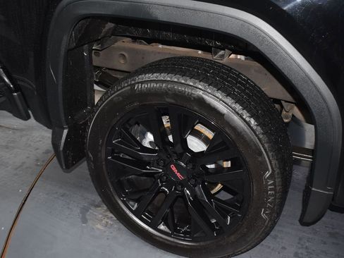 Used 2021 GMC Sierra 1500 Denali w/ Denali Ultimate Package image 18