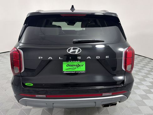 Used 2023 Hyundai Palisade Limited FWD image 10