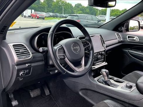 Used 2022 Jeep Grand Cherokee Laredo X AWD/4WD image 17