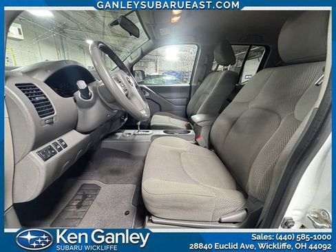 Used 2021 Nissan Frontier SV image 9