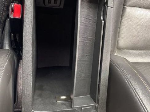 Used 2020 Chevrolet Equinox Premier FWD image 39