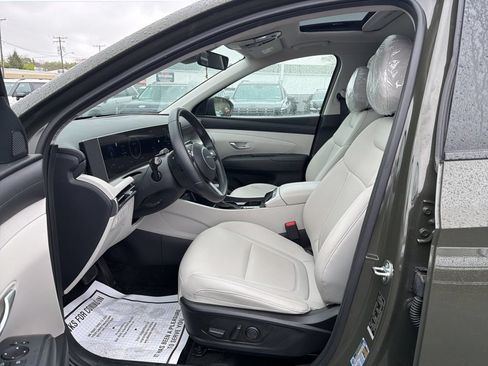 Certified 2025 Hyundai Tucson SEL AWD/4WD image 14