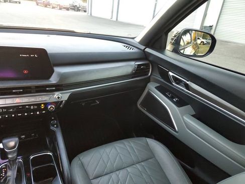 Used 2023 Kia Telluride EX X-Line image 13