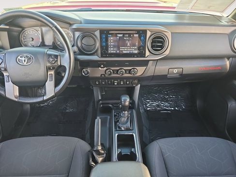 Certified 2019 Toyota Tacoma TRD Sport image 10