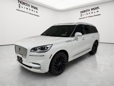 Used 2021 Lincoln Aviator Reserve w/ Equipment Group 210A AWD/4WD image 1
