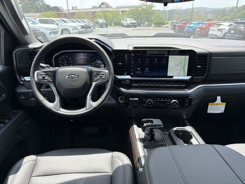 New 2026 Chevrolet Silverado 1500 LT Trail Boss w/ Convenience Package II AWD/4WD image 22